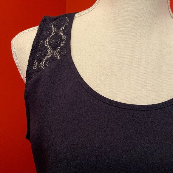 Sleeveless Navy Tunic - Picture 2 of 7